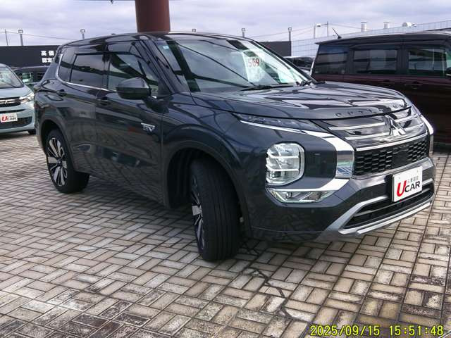 アウトランダーPHEV 2.4 P 4WD