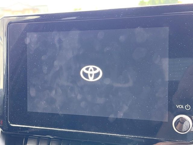 �y8�C���` �f�B�X�v���C�I�[�f�B�I�z���ʂ̃f�B�X�v���C��AppleCarPlay��AndroidAuto�����p�\�B�傫�ȉ�ʂŃX�}�z�i�r�A�v���������p���������܂���