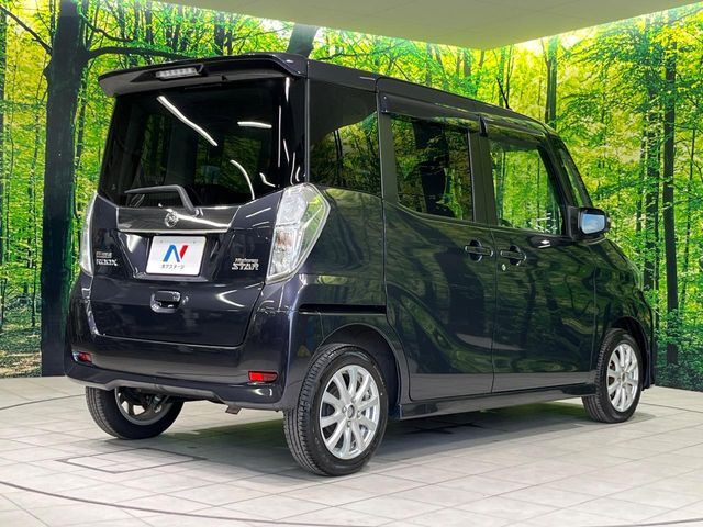 ☆全国のネクステージからお取り寄せが可能※!遠方の店舗に展示してあるクルマが気になる場合も、最寄りの店舗でご覧いただくことが可能です!是非私たちに要望をお聞かせください!※別途費用