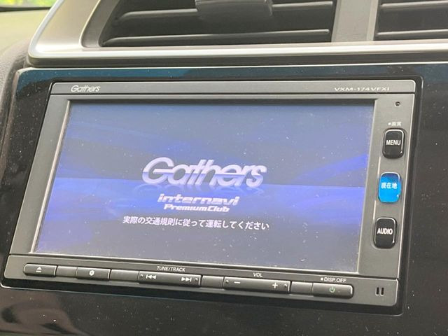 �y�����i�r�z�l�C�̏����i�r�𑕔����Ă���܂��B�i�r�̎g���₷���͂������A�I�[�f�B�I�@�\���[��!�L�����v�◷�s�͂������A�ʋ΂┃�����ȂǕ��i�̃h���C�u���y�����Ȃ�͂���