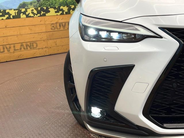 �y�O��LED�w�b�h���C�g�z�X�^�C���b�V���Ȍ����ڂ̎O��LED�w�b�h���C�g�𑕔���X�^�C�������łȂ��A��Ԃ̑��s�����E�ǍD�ň��S���Ă���肢�������܂��B