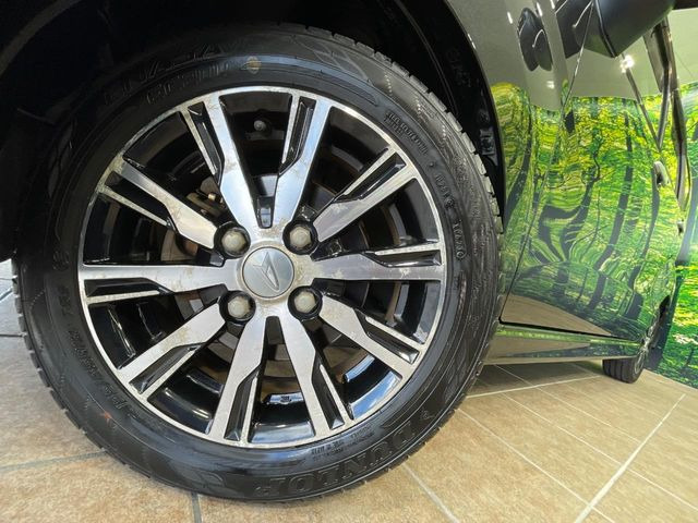 【純正14インチアルミホイール】外観にマッチした純正アルミホイールを装着しております。各種社外アルミホイールや、スタッドレスタイヤも取扱いしております。是非ご相談ください♪
