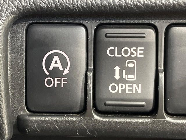 【パワースライドドア】スマートキーや運転席のスイッチでスライドドアの開閉が可能♪電動だから力を入れてドアを開ける必要が無く、小さいお子様でも、重い荷物を持っている時もラクに開け閉めできます♪