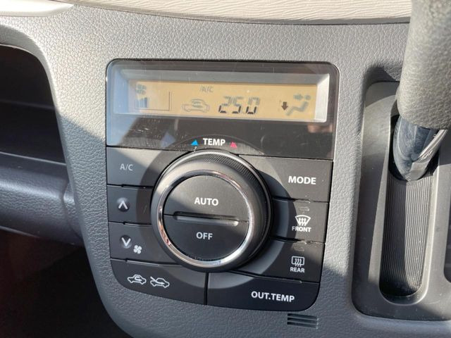 �y�I�[�g�G�A�R���z��x���D�݂̉��x�ɐݒ肷��΁A�ԓ��̉��x�����m�����ʂ≷�x�������Œ����B����&hellip;����&hellip;�Ɖ��x���X�C�b�`���������K�v�͂���܂���B���K�Ȏԓ���Ԃɂ͕K�{�̋@�\�ł��ˁ�