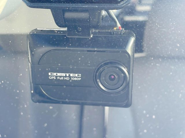 �y�h���C�u���R�[�_�[�z���S�E���S�ȃJ�[���C�t�ɕK�{�̃h���C�u���R�[�_�[�𑕔�!���s���͂������A������^�]�⎖�̂ɑ��������ۂ̏󋵂��f���ŋL�^���A����̃��X�N�ɔ����܂��B