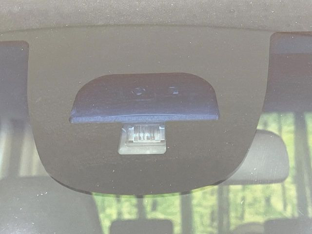 �y�V�e�B�u���[�L�A�N�e�B�u�V�X�e���z�ᑬ���s���ɑO���̎ԗ�����F�����A�Փ˂������Ȏ��͌x��ƃu���[�L�ŏՓˉ���Ɣ�Q�y�����A�V�X�g�B�����S�Ƀh���C�u�����y���݂��������܂��B