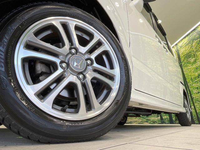 �y����14�C���`�A���~�z�C�[���z�O�ςɃ}�b�`���������A���~�z�C�[���𑕒����Ă���܂��B�e��ЊO�A���~�z�C�[����A�X�^�b�h���X�^�C�����戵�����Ă���܂��B���񂲑��k����������