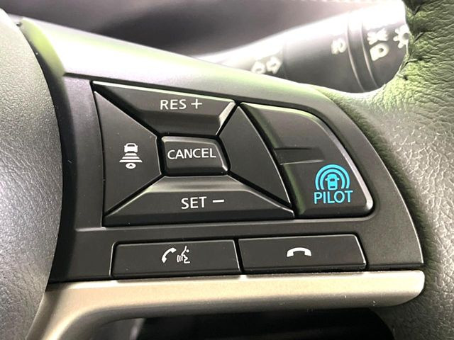 �y�A���E���h�r���[���j�^�[�z��p�̃J�����ɂ��A�ォ�猩���낵���悤�Ȏ��_��360�x�N���}�̎��͂��m�F���邱�Ƃ��ł��܂������p�������m�F���₷���A�����ꏊ�ł̐؂�Ԃ��⒓�Ԃ��X���[�Y�ɍs���܂��B