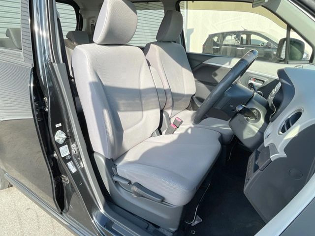 �^�]�Ȃ܂��ɂ͏\���ȃX�y�[�X������A�啿�ȕ��ł��������^�]���Ă�����������ł��B