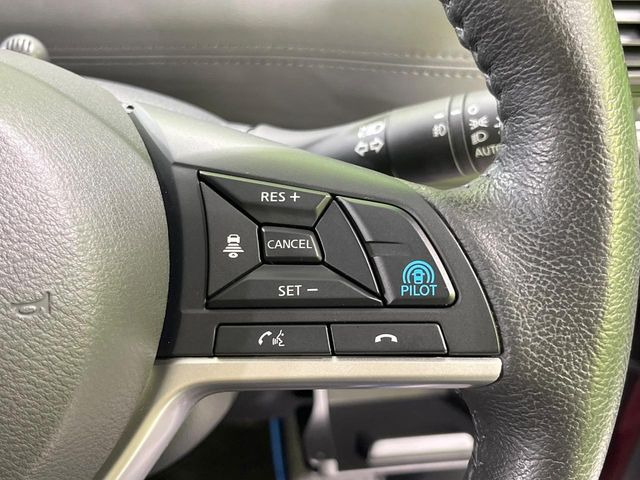 �y�v���p�C���b�g�z�������H�ł̒��������s���y��!!�a�؎��Ə��񑖍s�̃V�[���ŁA�A�N�Z���E�u���[�L�E�X�e�A�����O�������Ő��䂵�A�������^�]�̕��S���y�����Ă���܂���