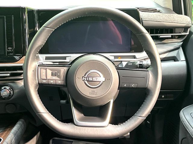 �y�����v�����X�e�A�����O�z�㎿�Ȋv���g�p���邱�ƂŁA��ɂ����������݂ƂĂ��^�]���₷���n���h���ł���