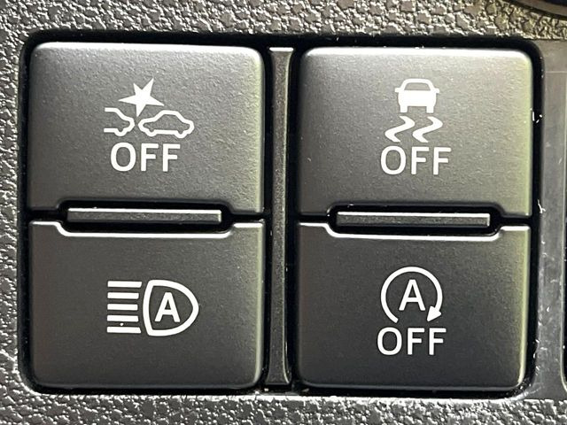 �y�X�}�[�g�A�V�X�g�z���s���ɑO���̎ԗ�����F�����A�Փ˂������Ȏ��͌x��ƃu���[�L�ŏՓˉ���Ɣ�Q�y�����A�V�X�g�B�����S�Ƀh���C�u�����y���݂��������܂��B