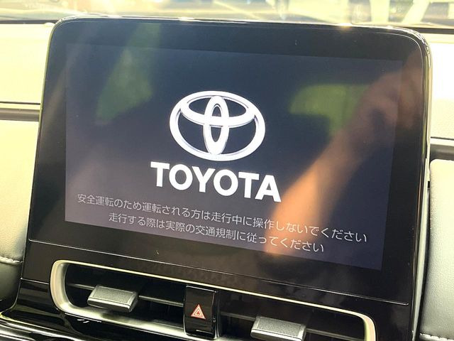 �y10.5�C���` �f�B�X�v���C�I�[�f�B�I�z���ʂ̃f�B�X�v���C��AppleCarPlay��AndroidAuto�����p�\�B�傫�ȉ�ʂŃX�}�z�i�r�A�v���������p���������܂���