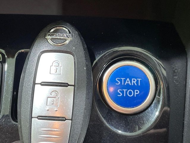 �y�C���e���W�F���g�L�[�z�J�o����|�P�b�g�ɓ��ꂽ�܂܂ł��h�A�̎{���E�������\�ȃX�}�[�g�L�[�𑕔��B�G���W���̃I���E�I�t�����J�M�����o���K�v����������Ƃ��Ă��֗��ł���