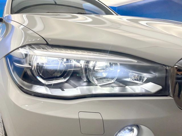 ●LEDヘッドライト:夜間走行時も良好な視界を確保し安心して運転できる高輝度LEDヘッドライトを装備!点灯速度が早く、消費電力も抑えられています。