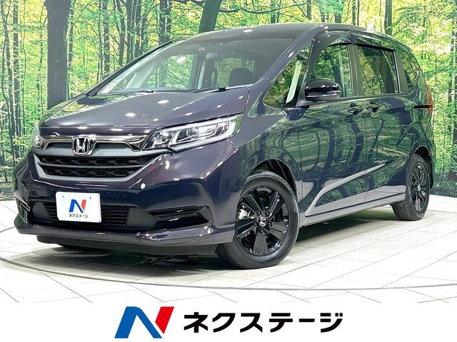 フリード 特別仕様車 ブラックスタイル 185/65R15 FREED／FREED＋」CROSSTARに特別仕様車「BLACK STYLE（ブラック
