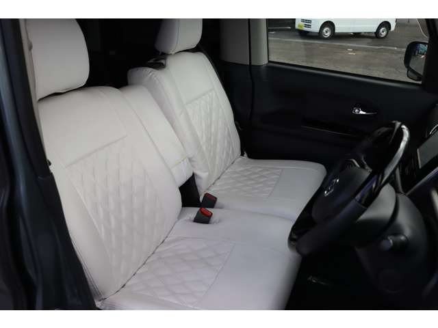 お客様に気持ちよく乗っていただけるように、一台一台心を込めて綺麗にしております!!