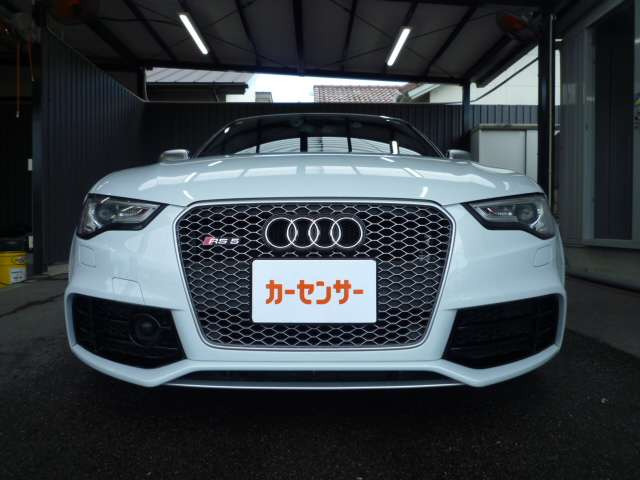 RS5カブリオレ4.2 4WD