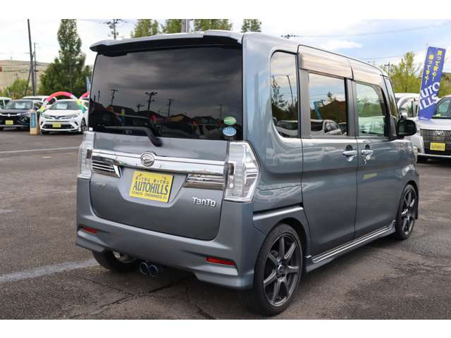 後ろ姿もとても大事( *´艸`)