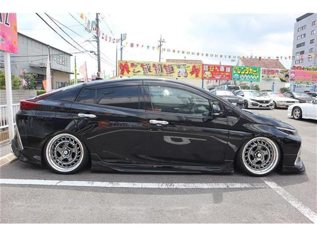 ナビ!フルセグ!バックカメラ!BSM!黒本革シート!パワーシート!クルコン!レーンキーピング!プリクラ!ETC!ブルートース!シートヒーター!★車検は満タン納車します!