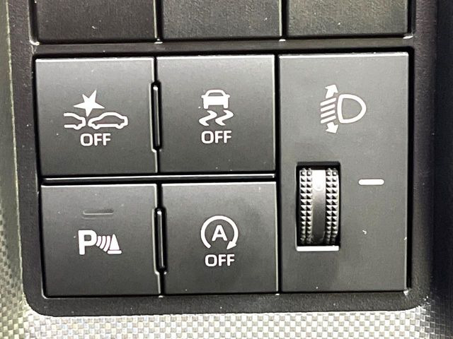 �y�X�}�[�g�A�V�X�g�z���s���ɑO���̎ԗ�����F�����A�Փ˂������Ȏ��͌x��ƃu���[�L�ŏՓˉ���Ɣ�Q�y�����A�V�X�g�B�����S�Ƀh���C�u�����y���݂��������܂��B