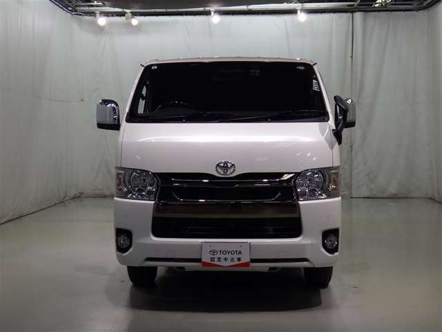 ハイエースバン