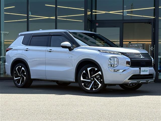 アウトランダーPHEV 2.4 P 4WD