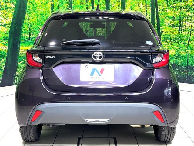 安心の最長10年・走行無制限保証(有償)をご用意。保証内容も充実はもちろん、無料点検&オイル交換や、年中無休の全国・24時間ロードサービスも付帯されておりますのでご安心下さい。