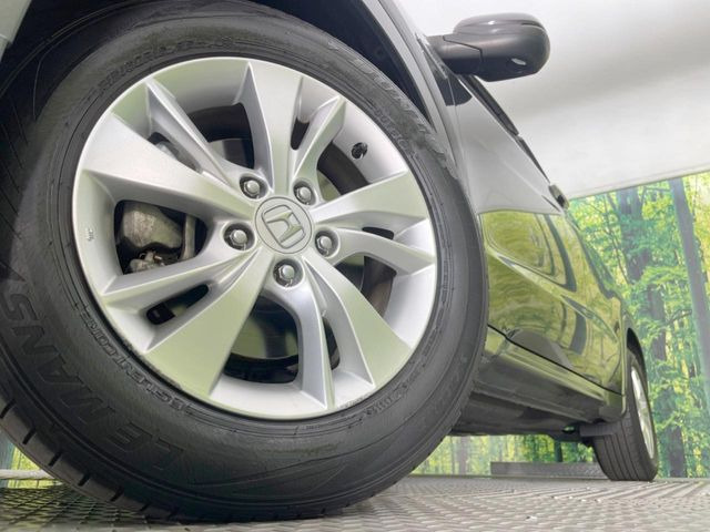 �y�����A���~�z�C�[���z�O�ςɃ}�b�`���������A���~�z�C�[���𑕒����Ă���܂��B�e��ЊO�A���~�z�C�[����A�X�^�b�h���X�^�C�����戵�����Ă���܂��B���񂲑��k����������