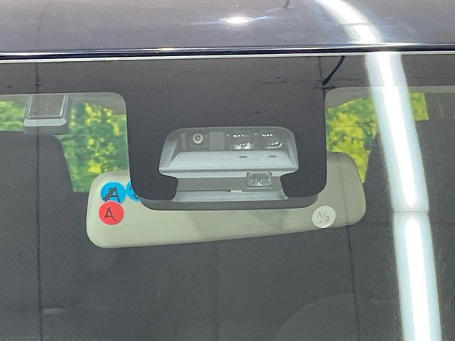 �y�X�Y�L �Z�[�t�e�B�T�|�[�g�z���s���ɑO���̎ԗ�����F�����A�Փ˂������Ȏ��͌x��ƃu���[�L�ŏՓˉ���Ɣ�Q�y�����A�V�X�g�B�����S�Ƀh���C�u�����y���݂��������܂��B