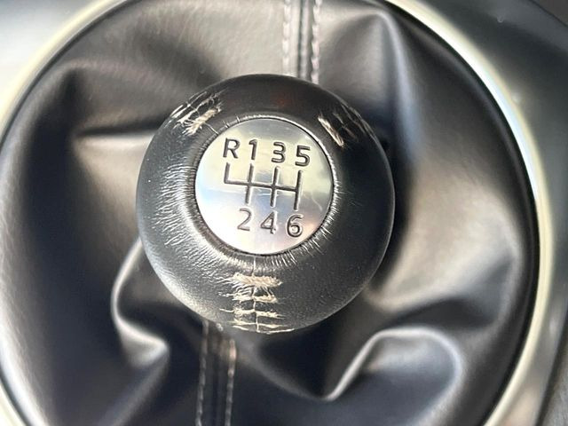 【フロア6速MT】走りの6速MT!!スポーティーな走行をお楽しみいただけます♪