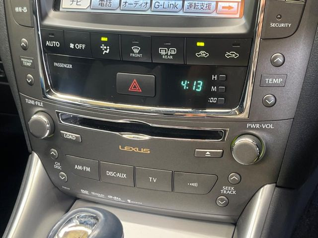 �y�v���~�A���T���E���h�z8�X�s�[�J���ځB���͂̃T�E���h�����y���݉������B