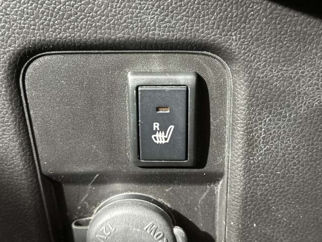 お車の販売だけではなく、お車の買い取りだけもさせていただいております!