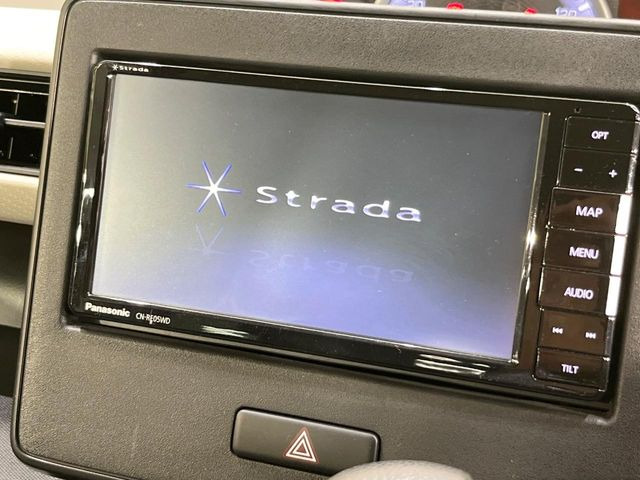 �y�i�r�Q�[�V�����z�g���₷���i�r�ŖړI�n�܂ł�������ē����Ă���܂��B�e��I�[�f�B�I�Đ��@�\���[�����Ă���A���Ԃ̉^�]������Ɋy�����Ȃ�܂�!!