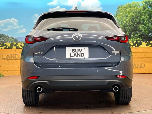 安心の最長10年・走行無制限保証(有償)をご用意。保証内容も充実はもちろん、無料点検&オイル交換や、年中無休の全国・24時間ロードサービスも付帯されておりますのでご安心下さい。