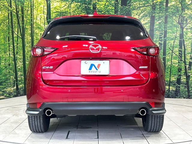 安心の最長10年・走行無制限保証(有償)をご用意。保証内容も充実はもちろん、無料点検&オイル交換や、年中無休の全国・24時間ロードサービスも付帯されておりますのでご安心下さい。