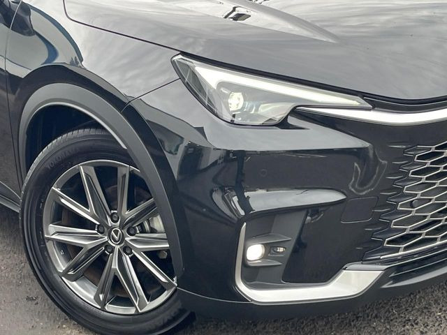 �yLED�w�b�h���C�g�z���V����ԑ��s�����ǍD�Ȏ��E���m�ۂ����S���ĉ^�]�ł��鍂�P�xLED�w�b�h���C�g�𑕔�!�_�����x�������A����d�͂��}�����Ă��܂��B