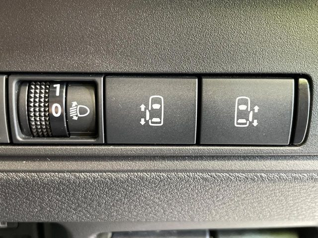 �y�n���Y�t���[�@�\�t�������p���[�X���C�h�h�A�z�X���C�h�h�A�̉��ɑ�������Ă��������ƁA�����I�ɃX���C�h�h�A���J���܂�!�ו��ŗ��肪�ӂ���������Ԃł��A�h�A�̊J���ł��ĂƂ��Ă��֗�!