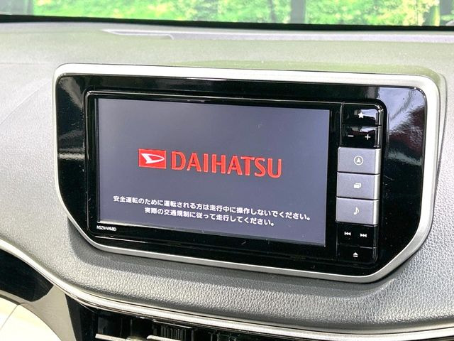 �y�����i�r�z�l�C�̏����i�r�𑕔��B�I�[�f�B�I�@�\���[�����Ă���ABluetooth�ڑ�����΂������̃X�}�z��MP3�v���C���[�̉��y���Đ��\!�����̉^�]������Ɋy�����Ȃ�܂�!!