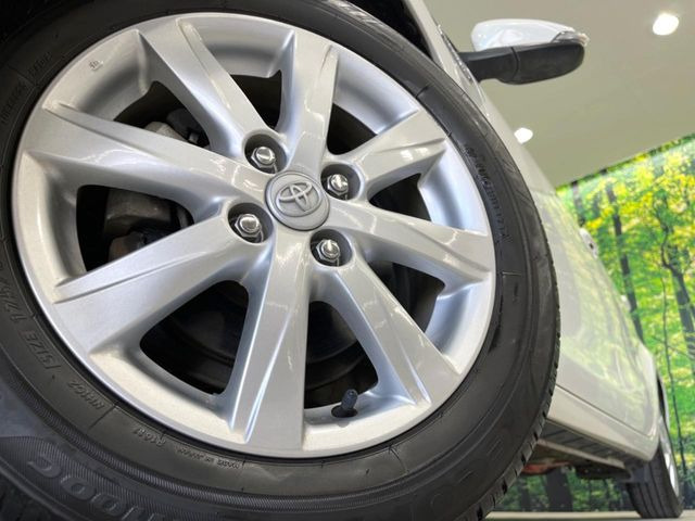 �y����15�C���`�A���~�z�C�[���z�O�ςɃ}�b�`���������A���~�z�C�[���𑕒����Ă���܂��B�e��ЊO�A���~�z�C�[����A�X�^�b�h���X�^�C�����戵�����Ă���܂��B���񂲑��k����������