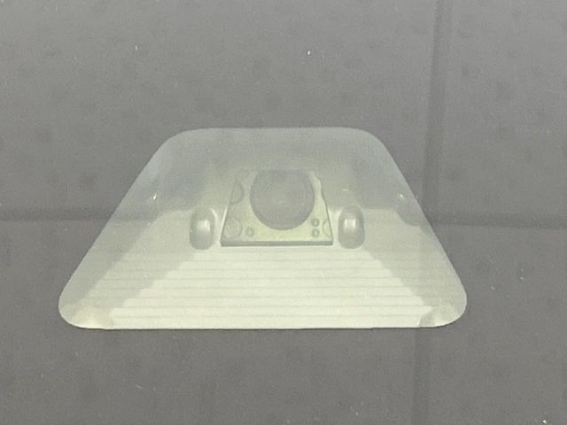 【スマートアシスト】走行中に前方の車両等を認識し、衝突しそうな時は警報とブレーキで衝突回避と被害軽減をアシスト。より安全にドライブをお楽しみいただけます。