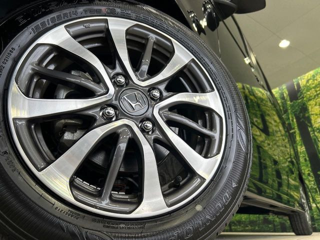 【純正14インチアルミホイール】外観にマッチした純正アルミホイールを装着しております。各種社外アルミホイールや、スタッドレスタイヤも取扱いしております。是非ご相談ください♪