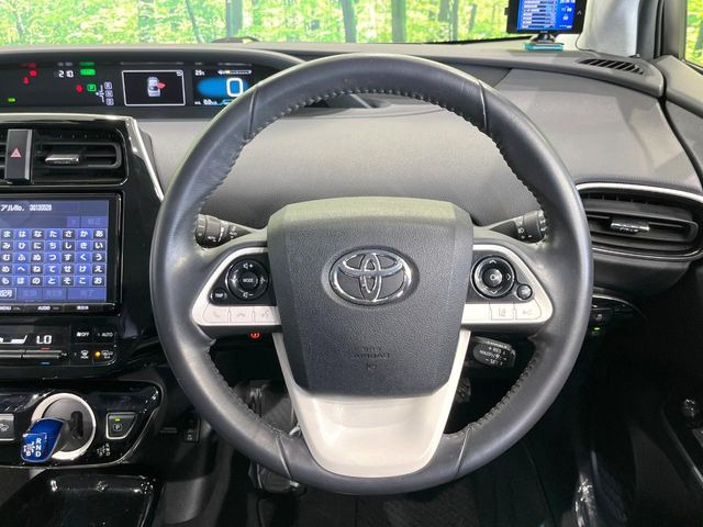 �y�����v�����X�e�A�����O�z�㎿�Ȋv���g�p���邱�ƂŁA��ɂ����������݂ƂĂ��^�]���₷���n���h���ł���