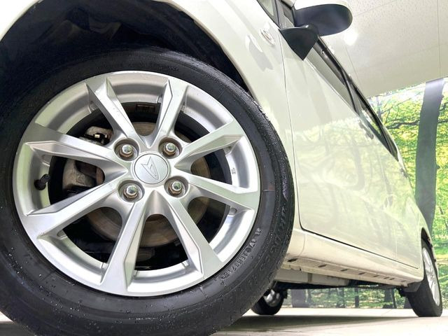 �y����14�C���`�A���~�z�C�[���z�O�ςɃ}�b�`���������A���~�z�C�[���𑕒����Ă���܂��B�e��ЊO�A���~�z�C�[����A�X�^�b�h���X�^�C�����戵�����Ă���܂��B���񂲑��k����������