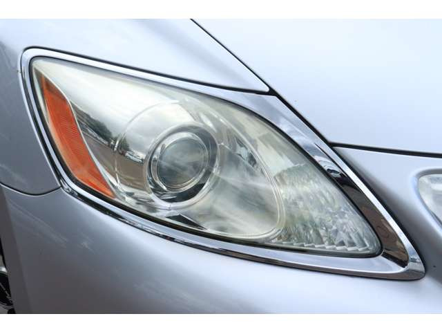 全車両ヘッドライトは磨いてあります!年式も新しく感じますよ♪