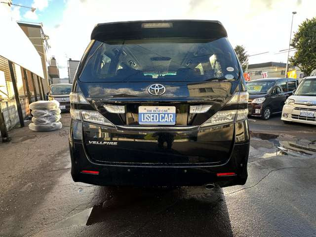 �h�T�r���H�A�V���[�V�u���b�N�����ГƎ��̋����̉��i�ŏ����Ă���܂��B���񂲑��k���������܂��B