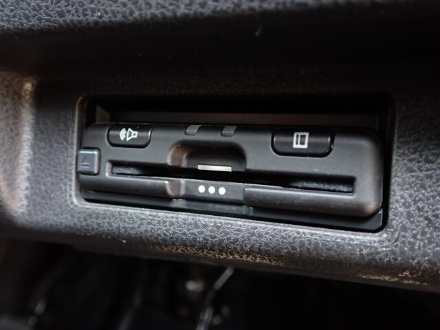 ETC���ڂł��B�L�����H�̗������Œ�Ԃ��鎖�Ȃ��X���[�Y�ɒʉ߂ł��܂��B