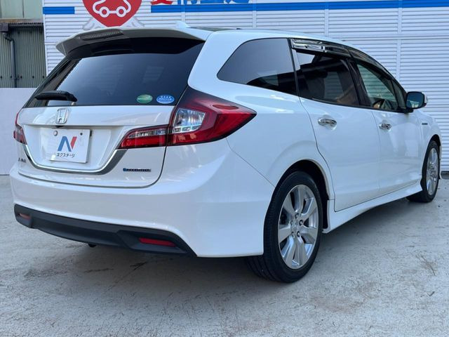 ☆全国のネクステージからお取り寄せが可能※!遠方の店舗に展示してあるクルマが気になる場合も、最寄りの店舗でご覧いただくことが可能です!是非私たちに要望をお聞かせください!※別途費用