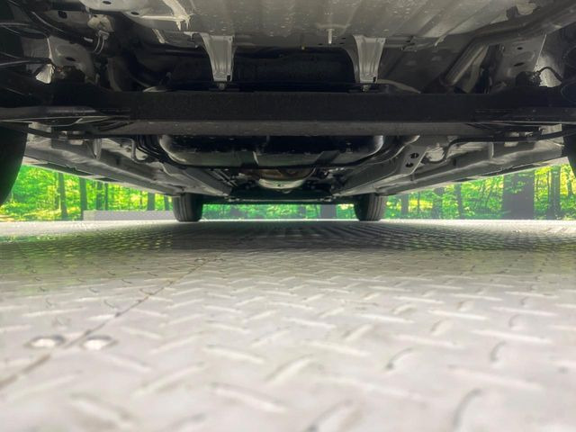 下回りがきれいなうちに、防錆加工の施工がオススメ。降雪地域はもちろん、沿岸部にお住いの方や、趣味でマリン・ウィンタースポーツをされる方にご好評いただいております。