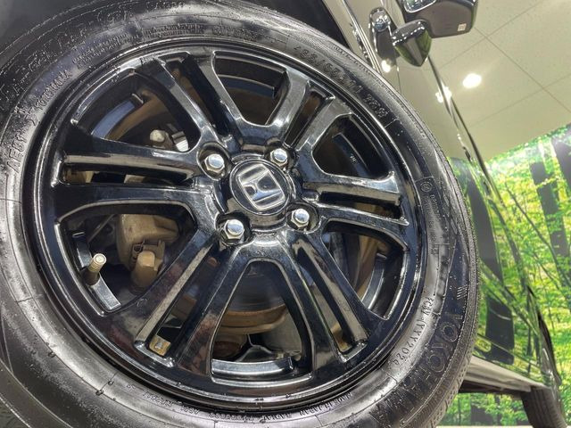 【純正14インチアルミホイール】外観にマッチした純正アルミホイールを装着しております。各種社外アルミホイールや、スタッドレスタイヤも取扱いしております。是非ご相談ください♪